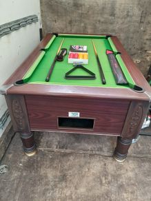 Pool table
