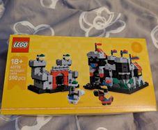 LEGO Mini Knight's Castle