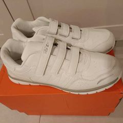 Men Sport ShoesTrainers 14 UK Tech one 50 EU
