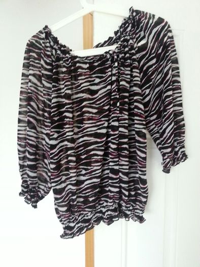Animal print top