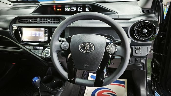 2017 Toyota Aqua