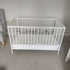Baby's cot 1200 mm x 600 mm