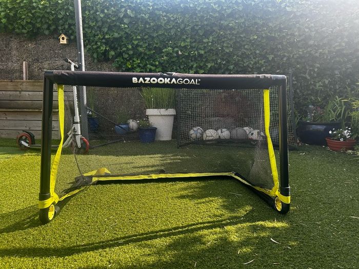 Bazooka Goals (two goals)