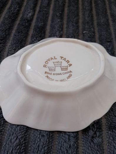 Vintage Royal Tara Miniature Ashtray