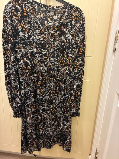 Moving sale!Dunnes size 10 dress