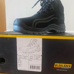 Safety / hiking Ankle Boots
