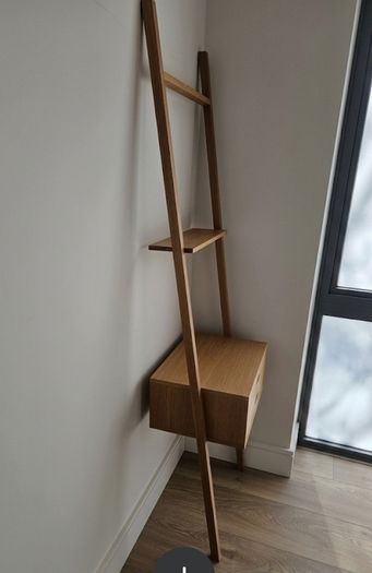 Wood side table from woo.design