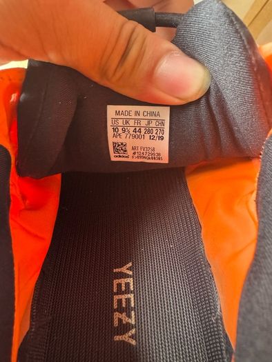 Adidas Yeezy 700 MNVN "Orange" FV3258
