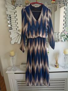 Sylish Midi Dress For Any Occasion