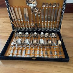 Vintage 1970s Cutlery Set for 12  & Case