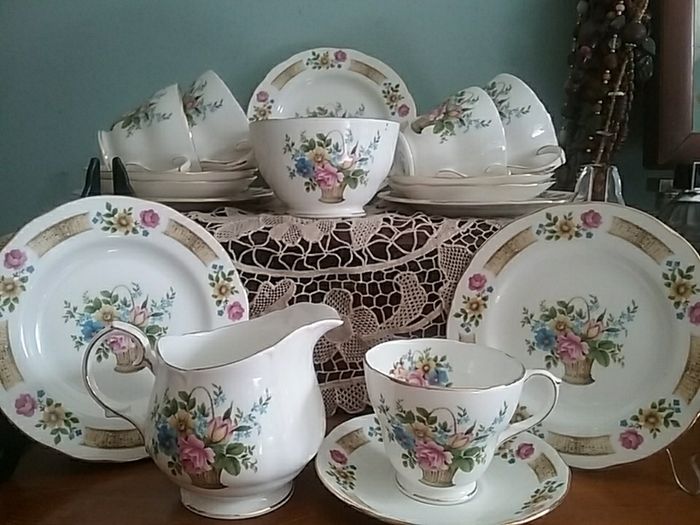 Duchess "Memories" China Teaset