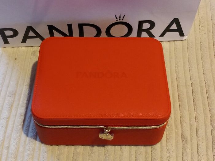 Pandora jewellery box