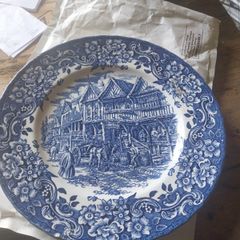 Antiques 17th century plates x 4