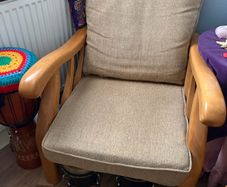 2 Armchairs excellent condition
