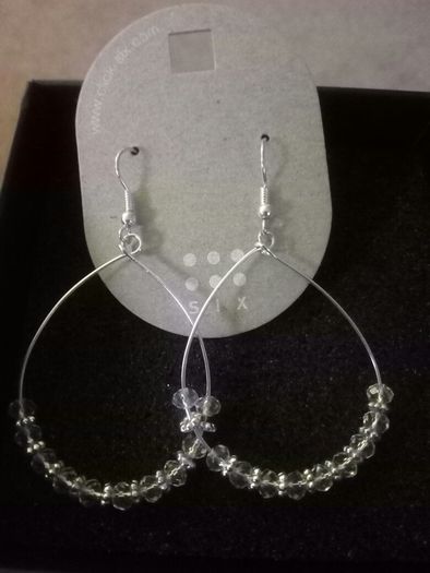 Hoop earrings (new)
