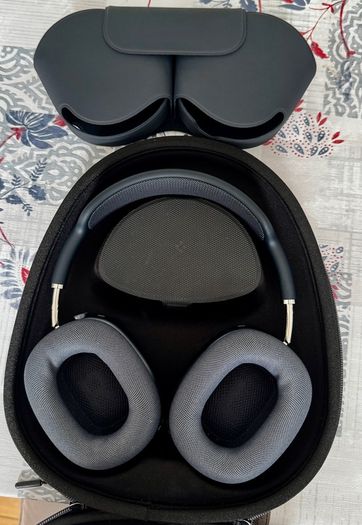 AirPods Max (2nd Gen 2024) USB-C Midnight