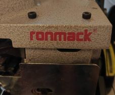 Overlock Machine - Ronmack
