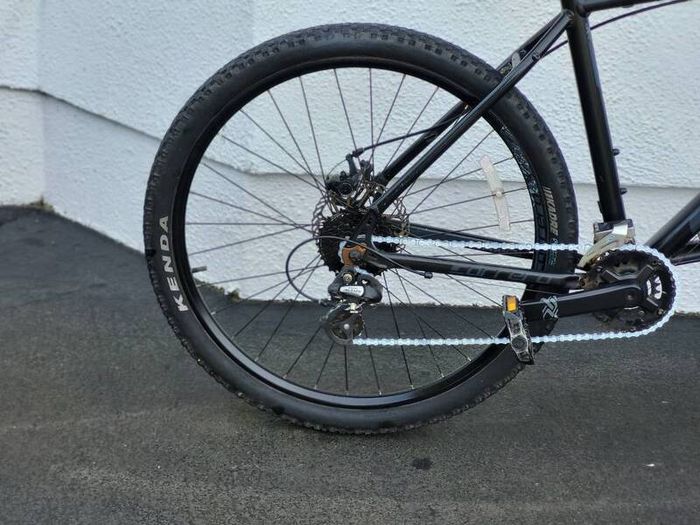 Carerra Vengance 27.5 Wheels Disc Brakes