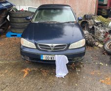 2000 Nissan maxima