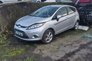 2011 Ford Fiesta Breaking