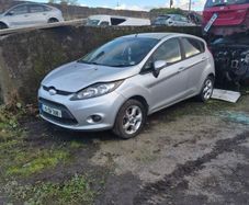 2011 Ford Fiesta Breaking