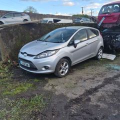 2011 Ford Fiesta Breaking