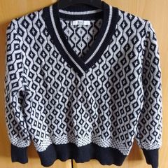 Ladies Jumper . Next size M
