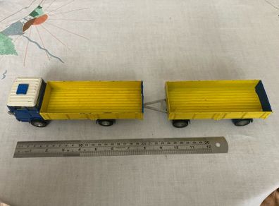 Dinky / Meccano 917. Mercedes truck and trailer. LP1920.