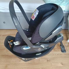 Cybex Cloud Z with isofix x 2