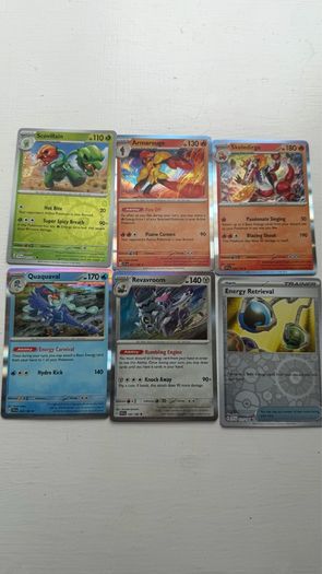 Pokemon. Scarlet Violet Reverse Holo/Holo
