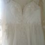 Wedding dress from Tricia's closet 11 abbey st Ennis  cost 1.7k only worn to try om Image 3