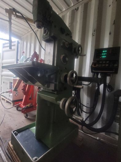 Deckel FP1 Aktive universal milling machine