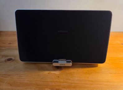 Gear radio