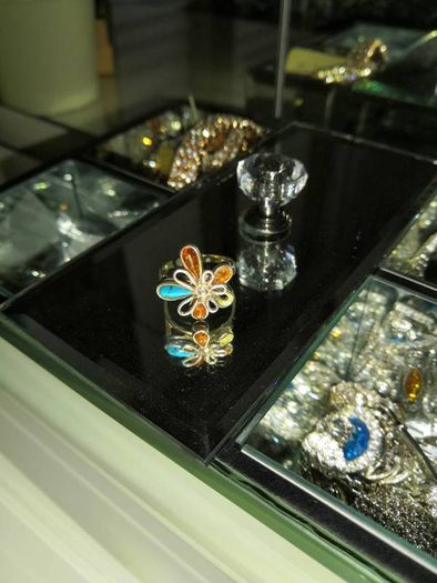 Lovely Sterling Silver Ring