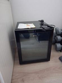 Mini fridge