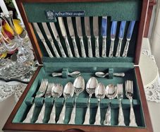 Vintage Arthur Price Canteen of Cutlery