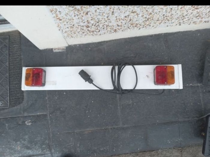 trailer light bar