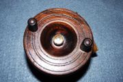 Vintage Fishing Reel (1)