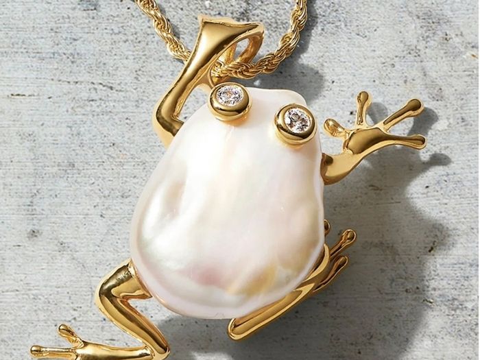 Pandora Wonders Collection Treated Freshwater Cultured Baroque Pearl Oversized Frog Pendant  New