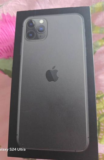 iphone 11  pro max
