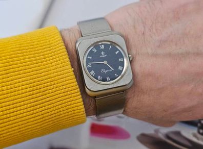Vintage Swiss Made Rado Elegant Mechanical Wind up Swiss Watch from 1970s Unisex