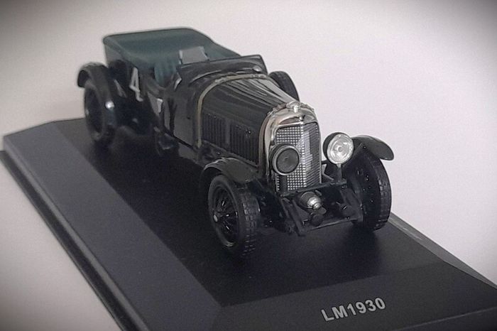 Diecast Model Le Mans Winning Bentley Le Mans 1930 1st - IXO 1:43