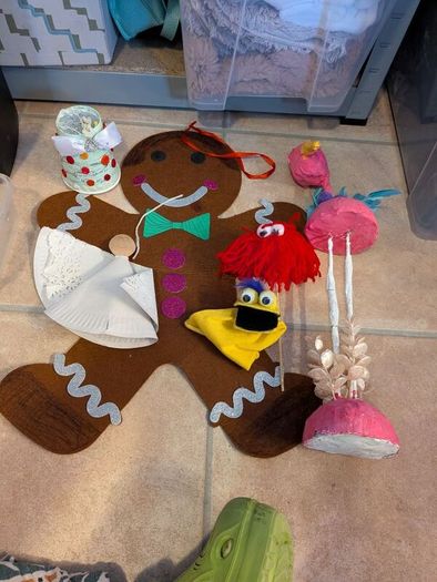decorations can reuse parts of them