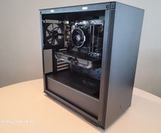 Like-New Gaming PC - RX 9060 XT ( similar to RTX 5060 Ti ) | Ryzen 5 5600 | 16gb Ram | 1Tb NVMe