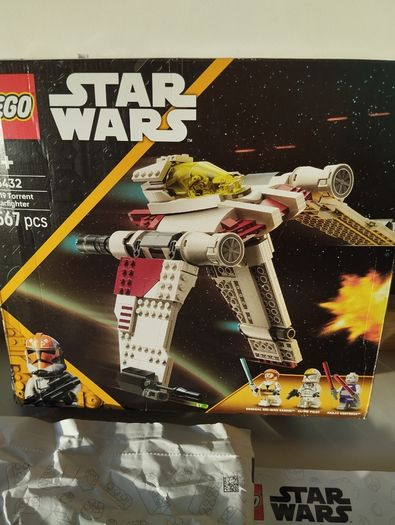 LEGO Star Wars 75432  V-19 Torrent Starfighter
