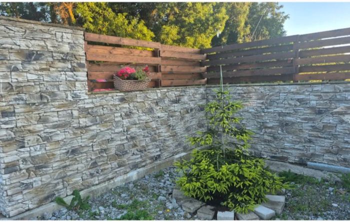 Stone Gladding