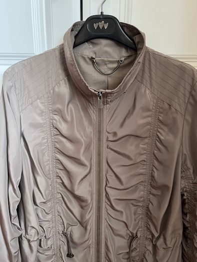 Dutch Brand Yaya Coat Jacket Ladies. Medium. Sage Green / Khaki. Satin Finish.  Detachable hood. Excellent. Proceeds To Medecins Sans Frontieres.