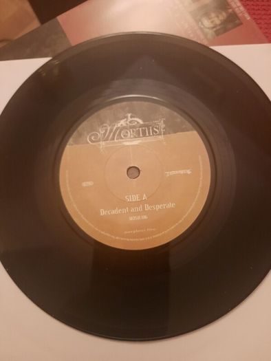 MORTIIS: Decadent & Desperate 7 inch single (2005 - number 975 of 2000)