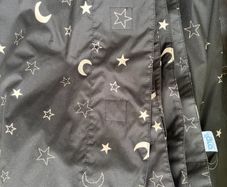 Gro Anywhere Blackout Blind