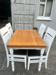 Solid Oak Table + 4 Chairs